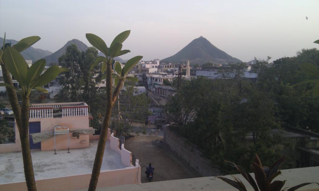 Keshav Palace Pushkar Exterior photo